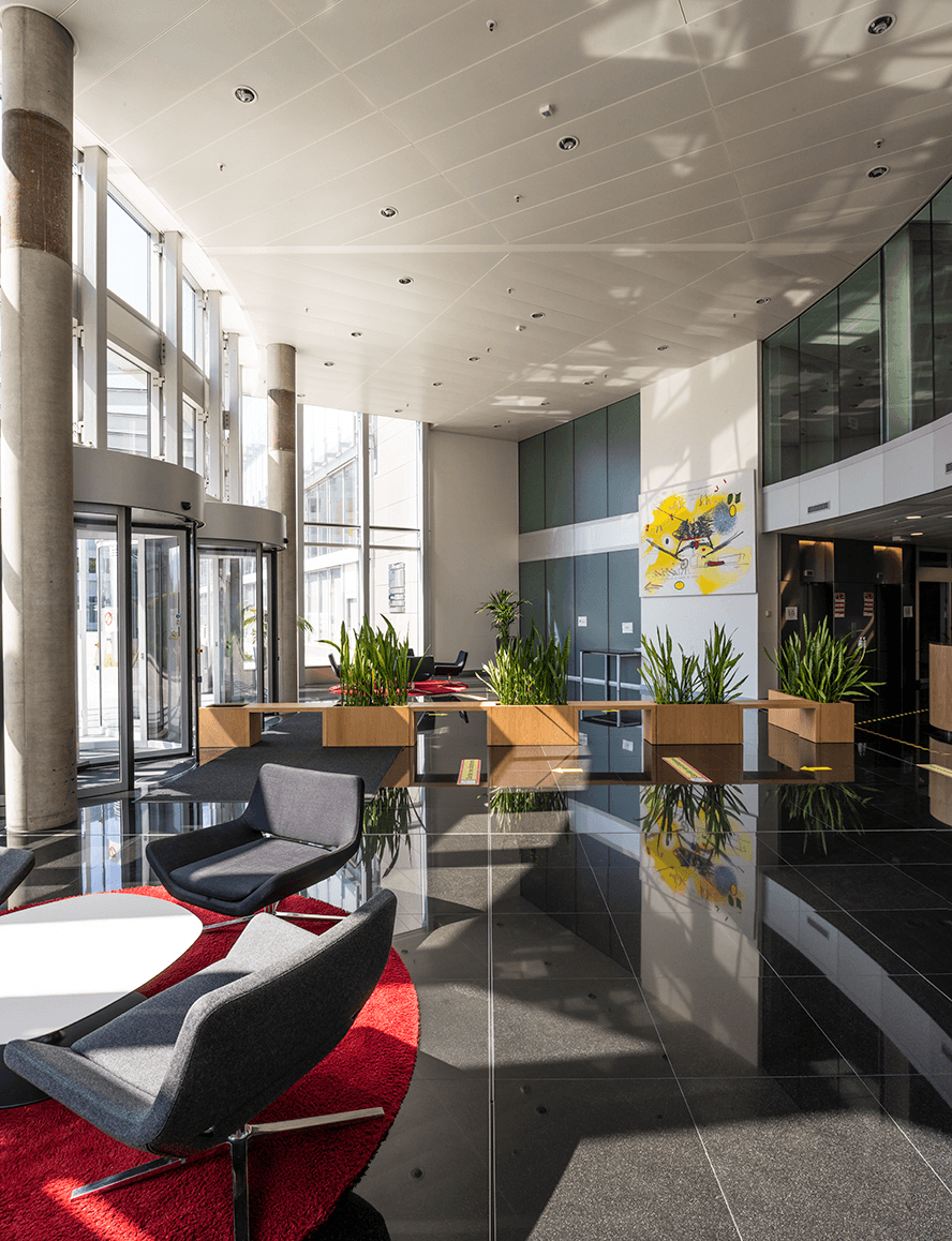Hospitality-Level Lobby